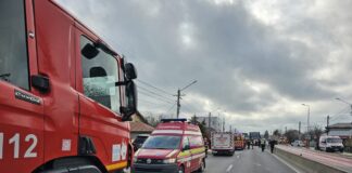11 copii implicați în accidentul la Tărtășești: microbuz cu elevi lovit de autocamion în Dâmbovița