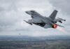 A patra misiune NATO: șase F-16 românești în Lituania Avioane F-16 Fighting Falcon ale Fortelor Aeriene Romane pe pista bazei aeriene Siauliai Lituania politie aeriana intarita