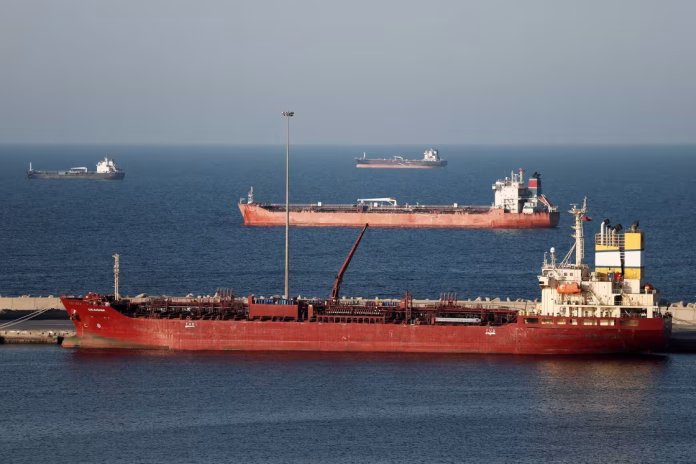 petroliere iraniene blocada sua ocolita iesit mili trei incarcate