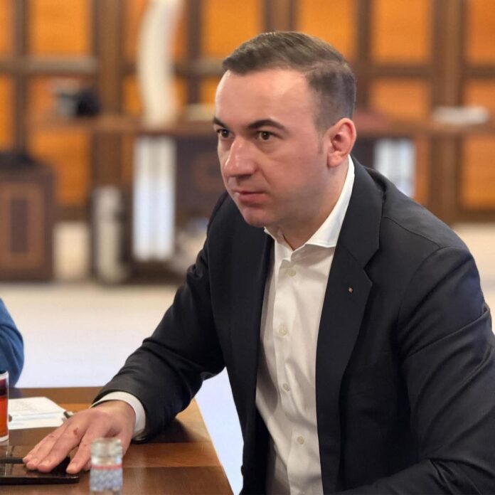 rafinaria petrotel lukoil bogdan ivan lamuriri problema carburantilor avem