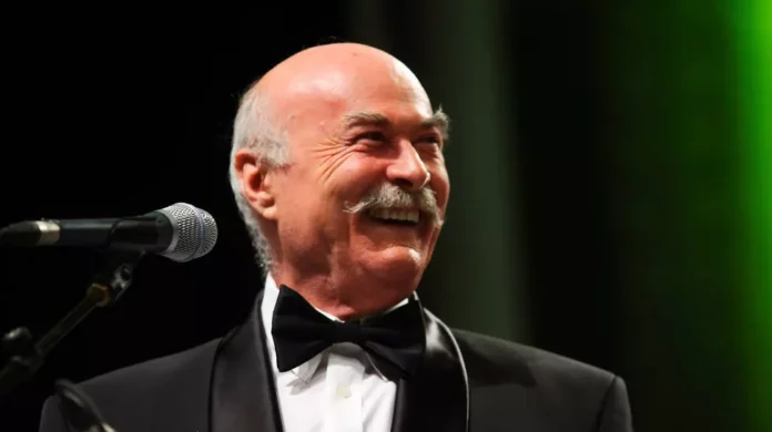 tudor gheorghe externat spital iasi cadere leziuni usoare artist