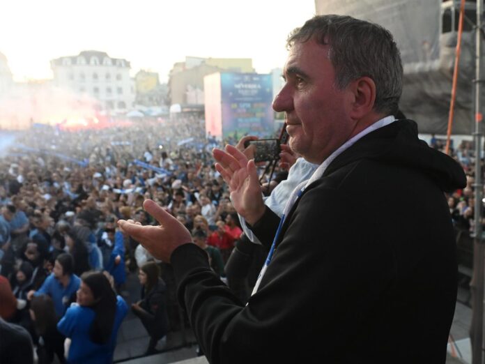 hagi fc barcelona titlu la liga gheorghe hagi felicitare campioana spania