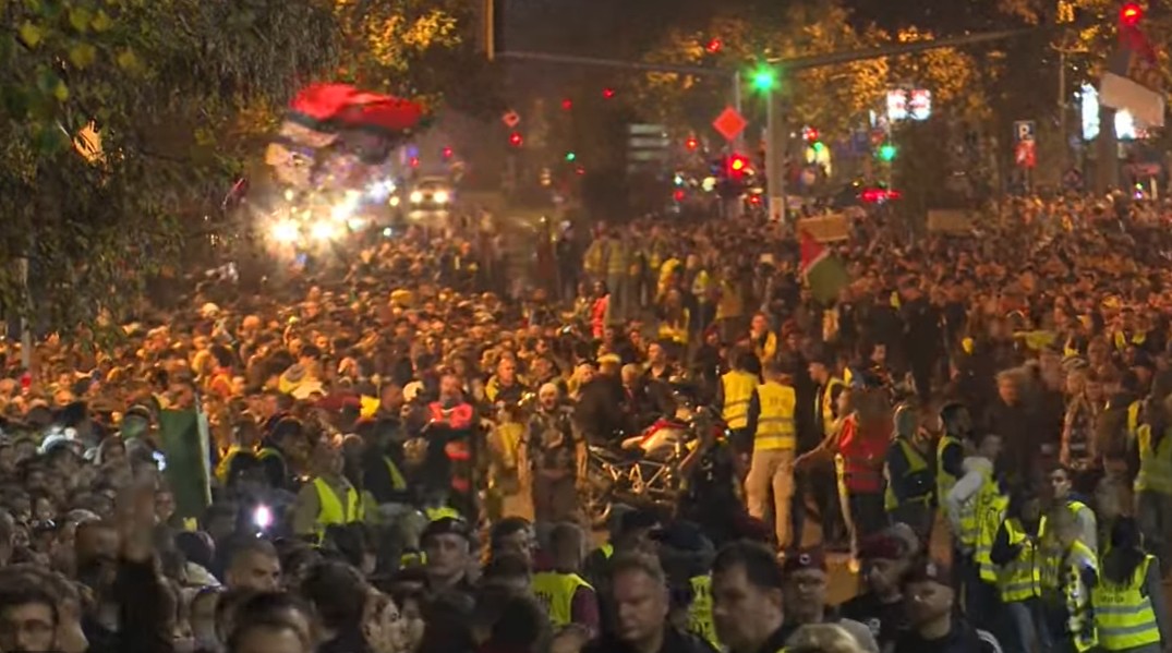 Proteste în Serbia după tragedia din Novi Sad
