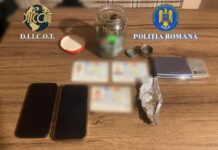 Minori implicați într-o rețea de droguri de mare risc care acționa lângă școli trafic de droguri minori arestati botosani politie diicot perchezitie