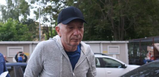 Procurorii Gigi Ştefan şi Teodor Niţă au fost suspendaţi din funcţie în urma acuzațiilor de corupție gigi stefan procuror suspendat trafic influenta constanta csm