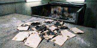 Șeful Biroului Rutier Ploiești, acuzat că a ars 1.500 kg din arhivă arhiva politiei ploiesti documente arse biroului rutier draghici