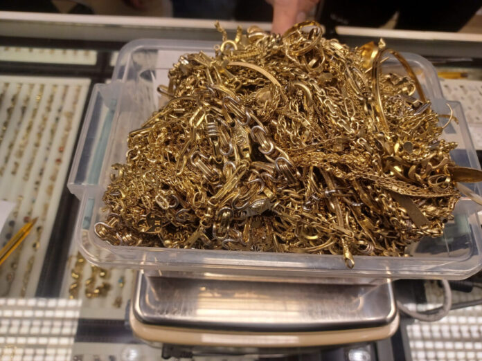 kilograme de aur confiscate anaf prahova lingouri vanzare ilegala
