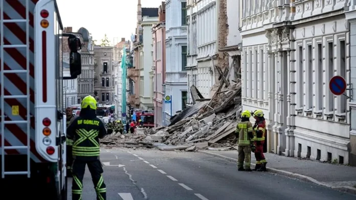bloc germania persoane disparute gorlitz bloc prabusit echipe salvare daramaturi