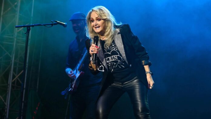 bonnie tyler coma indusa spital faro recuperare operatie