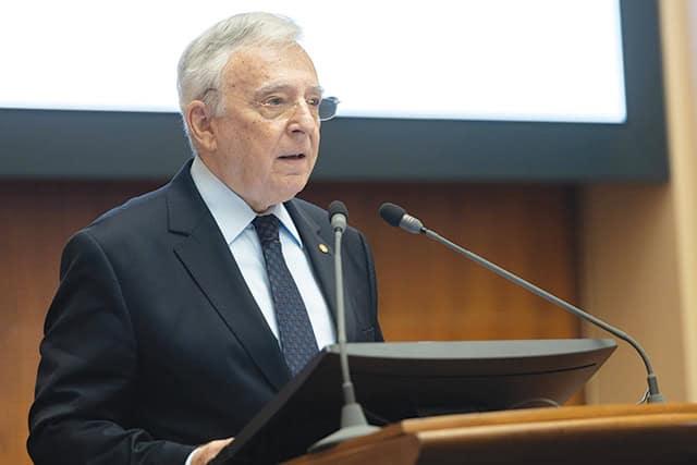 premier tehnocrat mugur isarescu bnr declaratie criza politica
