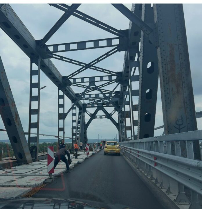 giurgiu podul giurgiu-ruse piloti trafic cnair dirijare dunare restrictii