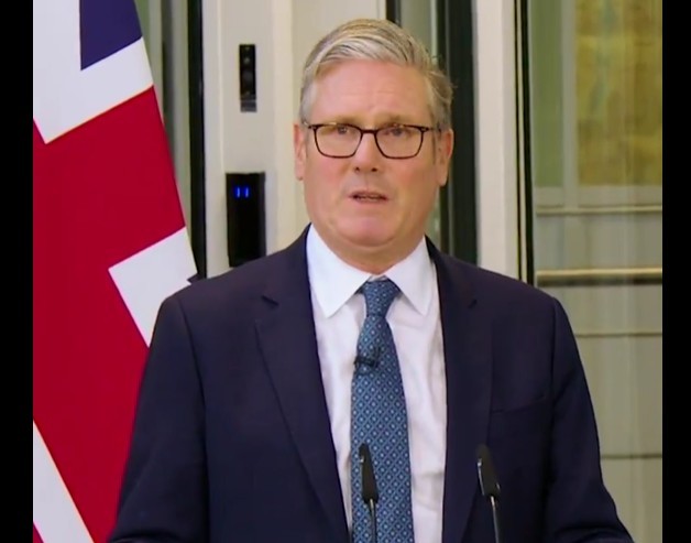 starmer 80 de parlamentari laburisti cer demisia lui starmer marea britanie